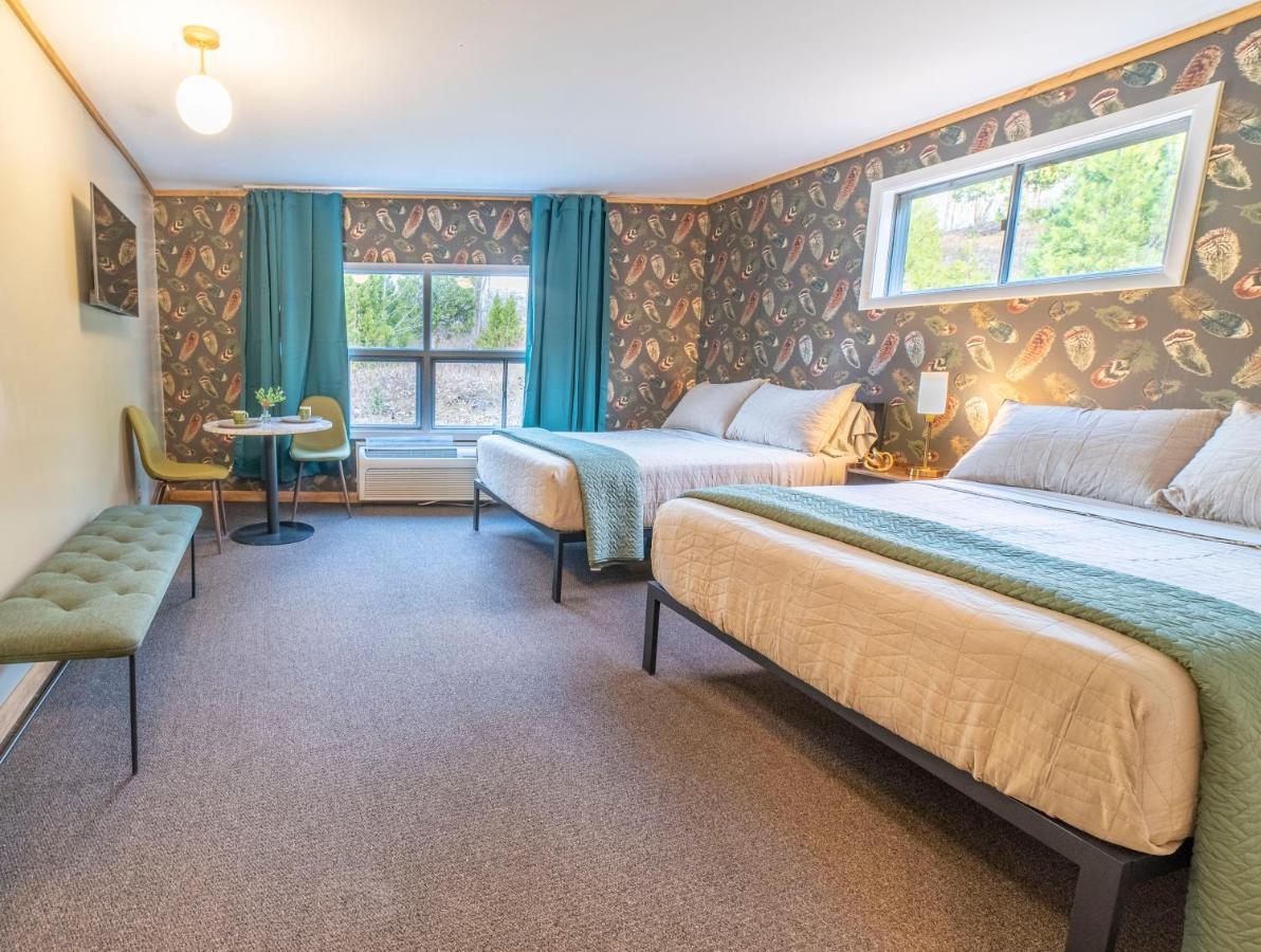 The Springs Motel New Ashford المظهر الخارجي الصورة