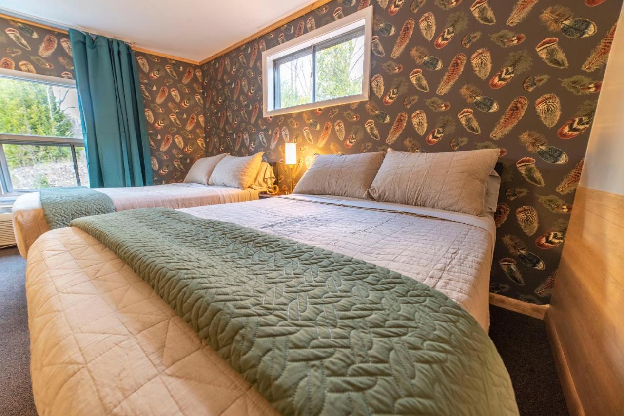 The Springs Motel New Ashford المظهر الخارجي الصورة