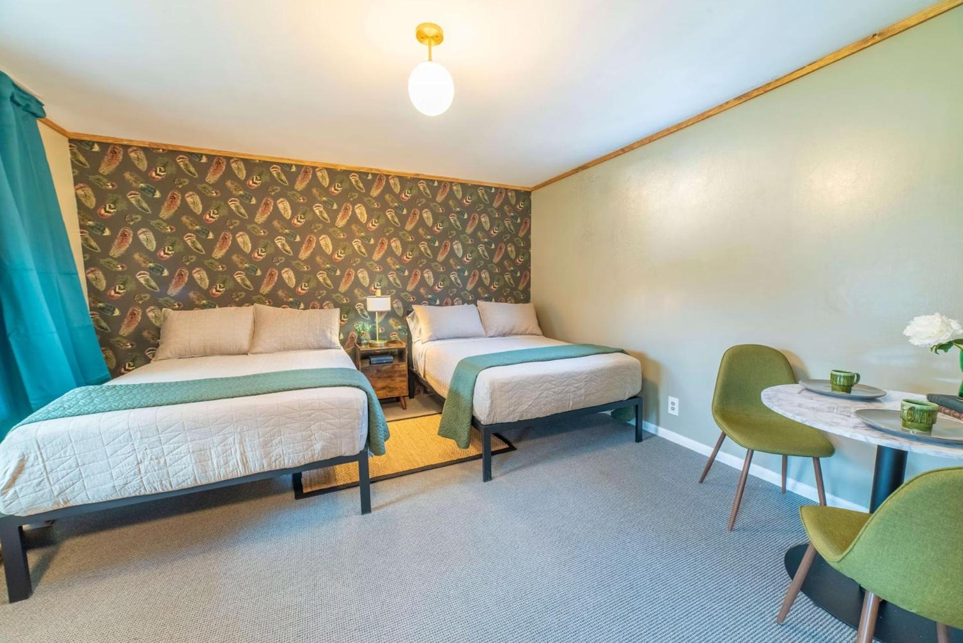 The Springs Motel New Ashford المظهر الخارجي الصورة